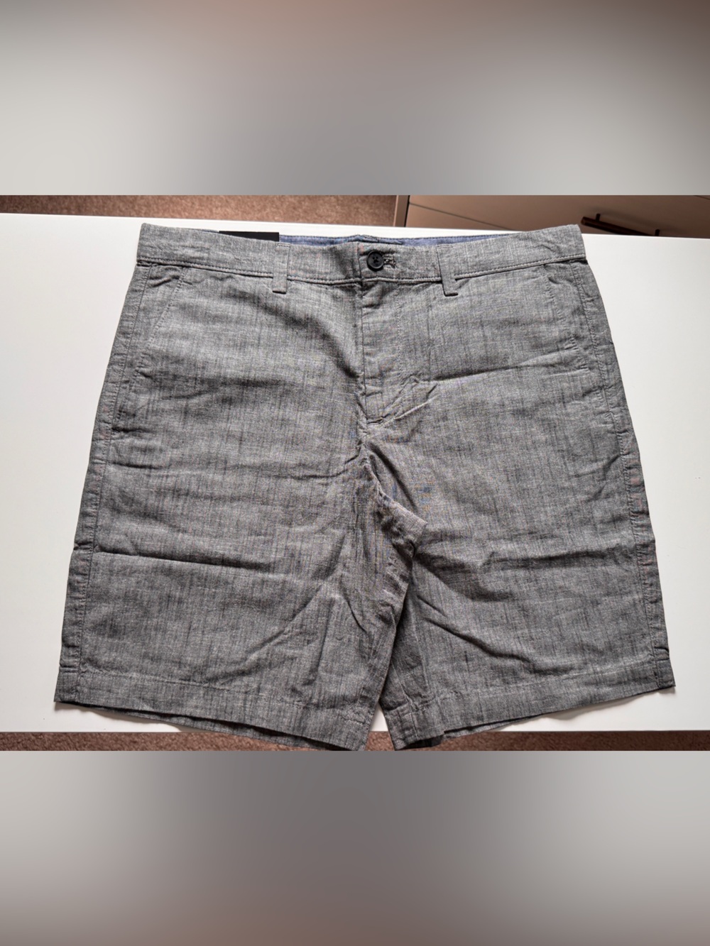 Banana Republic Heather Gray Flat-Front Men's Shorts